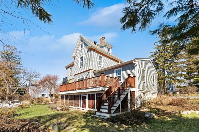 21 Montague St, Arlington, MA 02474