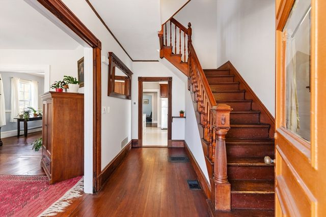 21 Montague St, Arlington, MA 02474