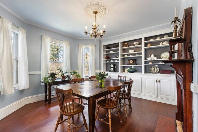 21 Montague St, Arlington, MA 02474