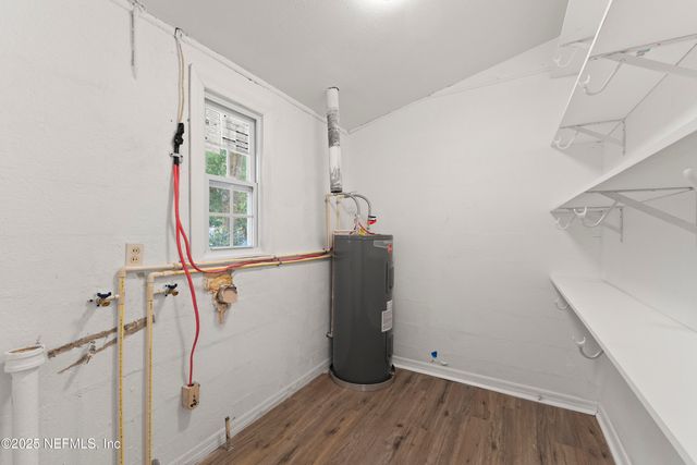 9403 SPOTTSWOOD Road, Jacksonville, FL 32208