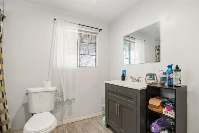 650 S Indiana St, Los Angeles, CA 90023