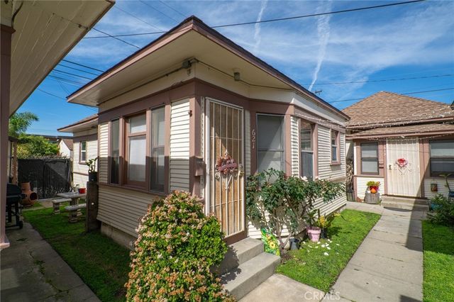 613 627 W 4th Street, Long Beach, CA 90802