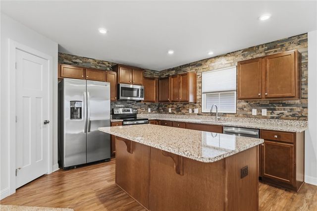 407 Vernonburg Court, Piedmont, SC 29673