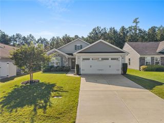 407 Vernonburg Court, Piedmont, SC 29673