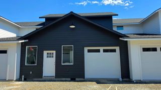 203 Bogey Lane, Eagle Point, OR 97524
