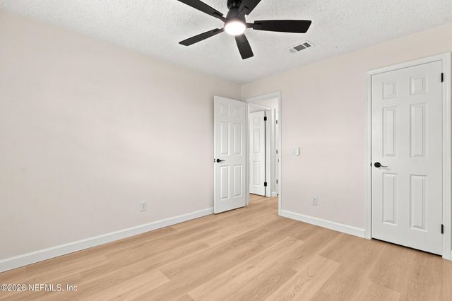 6104 W GOLDEN GROVE Road W, Jacksonville, FL 32244