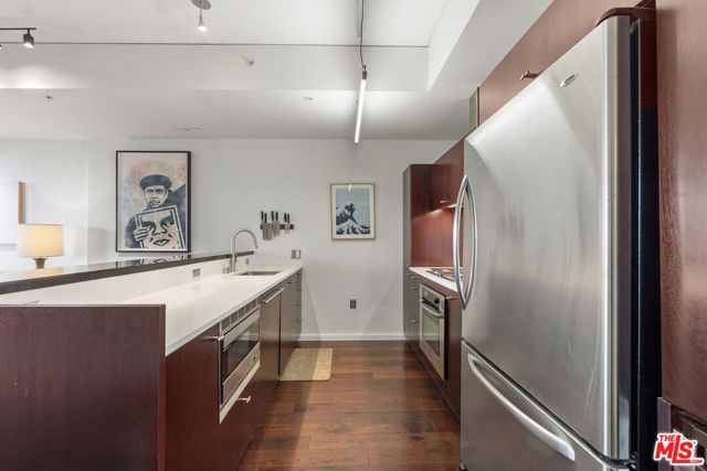 1155 S Grand Avenue 808, Los Angeles, CA 90015
