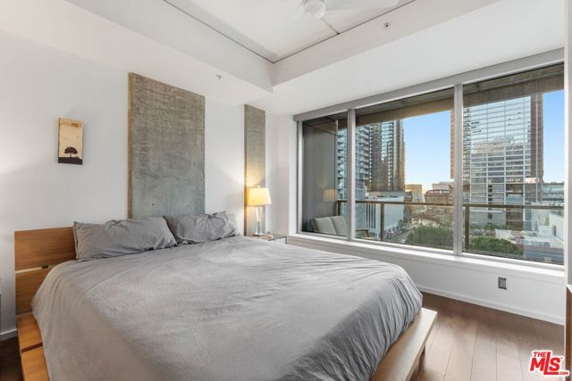 1155 S Grand Avenue 808, Los Angeles, CA 90015