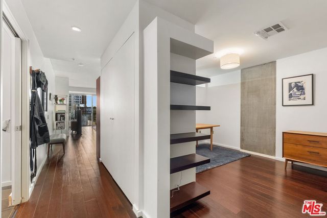 1155 S Grand Avenue 808, Los Angeles, CA 90015