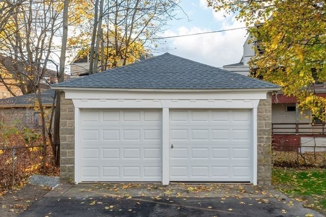 72 Florence St 1, Worcester, MA 01603