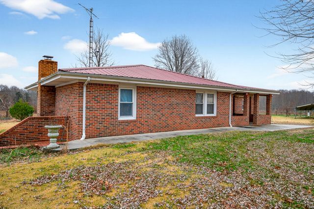 850 Wesley Chapel Rd, Sparta, TN 38583