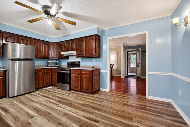 850 Wesley Chapel Rd, Sparta, TN 38583