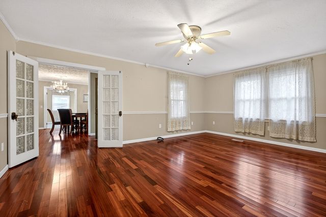 850 Wesley Chapel Rd, Sparta, TN 38583