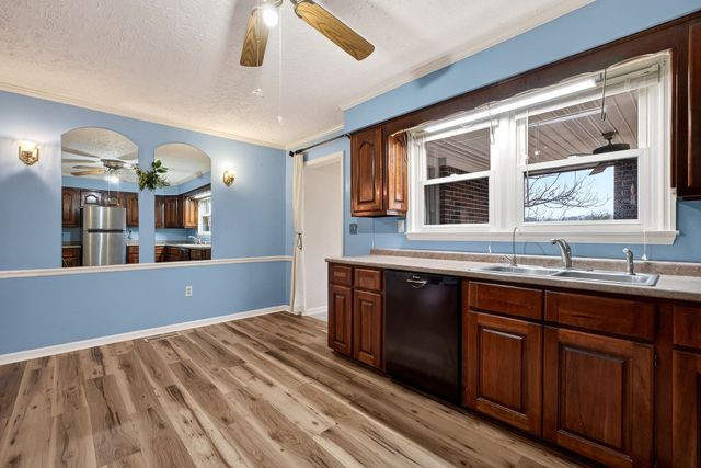 850 Wesley Chapel Rd, Sparta, TN 38583