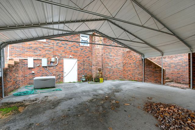 850 Wesley Chapel Rd, Sparta, TN 38583