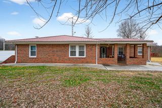 850 Wesley Chapel Rd, Sparta, TN 38583