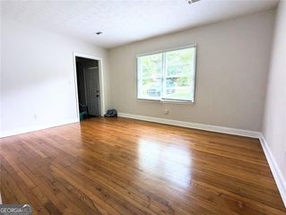 1954 W TAYLOR Avenue, East Point, GA 30344