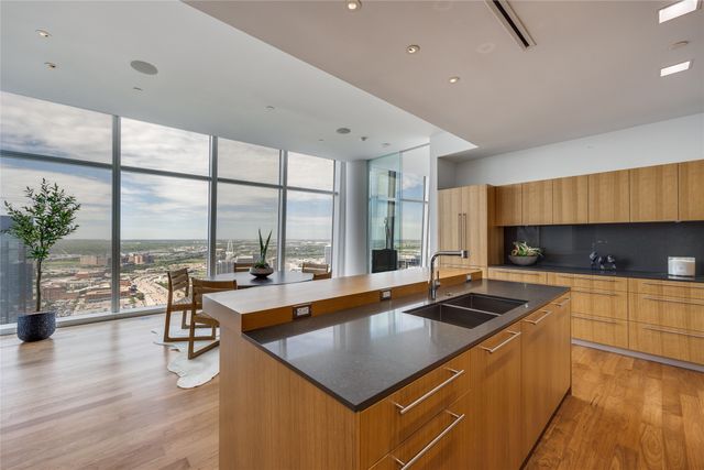 1918 Olive Street 3601, Dallas, TX 75201