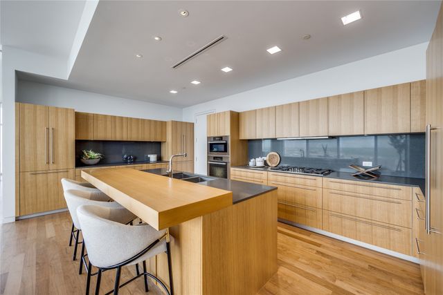 1918 Olive Street 3601, Dallas, TX 75201