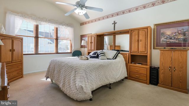 627 BELLFLOWER RD, Langhorne, PA 19047