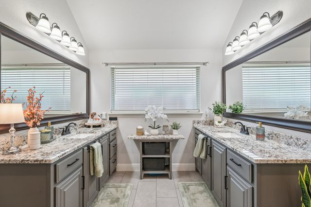 1914 Winter Court, Midlothian, TX 76065