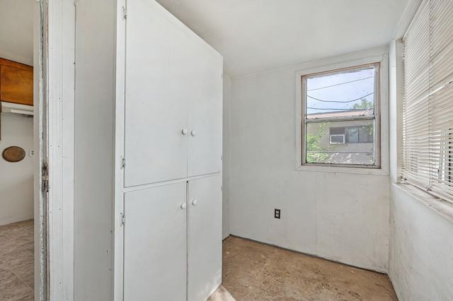 516 Acacia Ave, Manteca, CA 95336