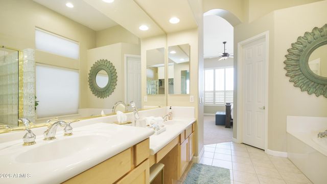 11572 E RUNNING DEER Trail, Scottsdale, AZ 85262