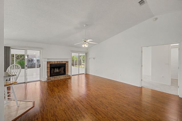 415 Whirlaway Court, Crestview, FL 32539