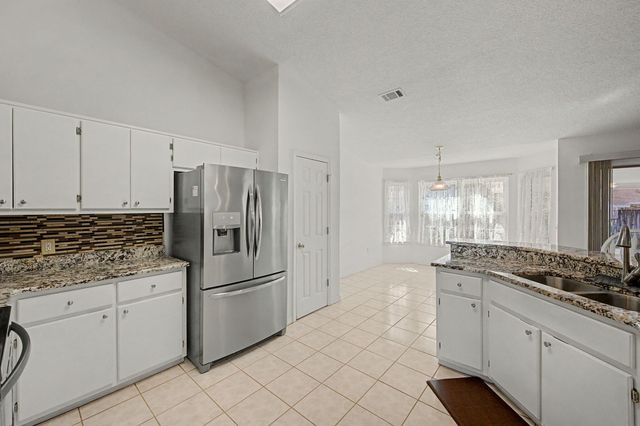 415 Whirlaway Court, Crestview, FL 32539