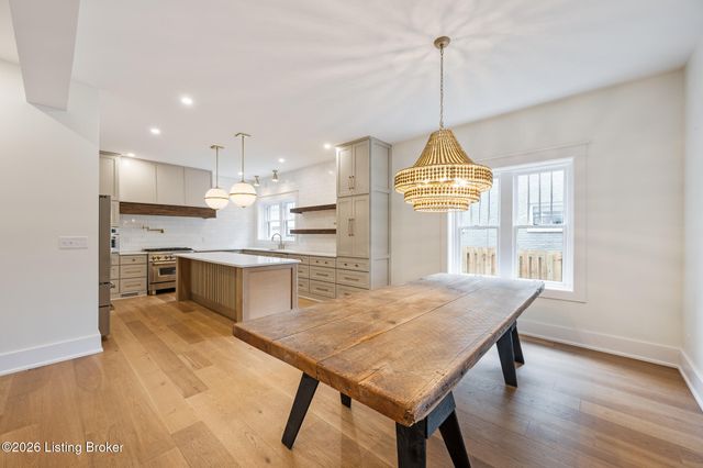 2325 Carolina Ave, Louisville, KY 40205