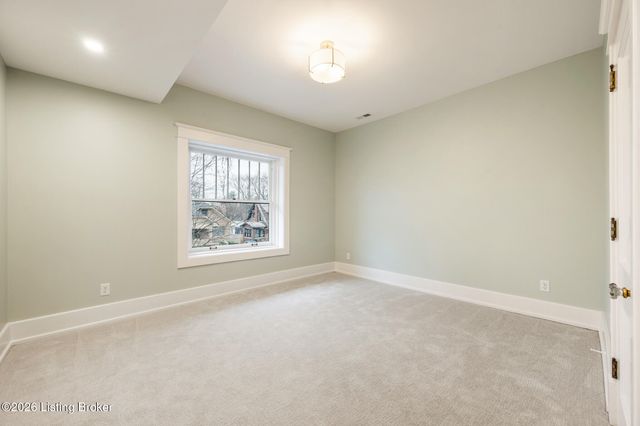 2325 Carolina Ave, Louisville, KY 40205