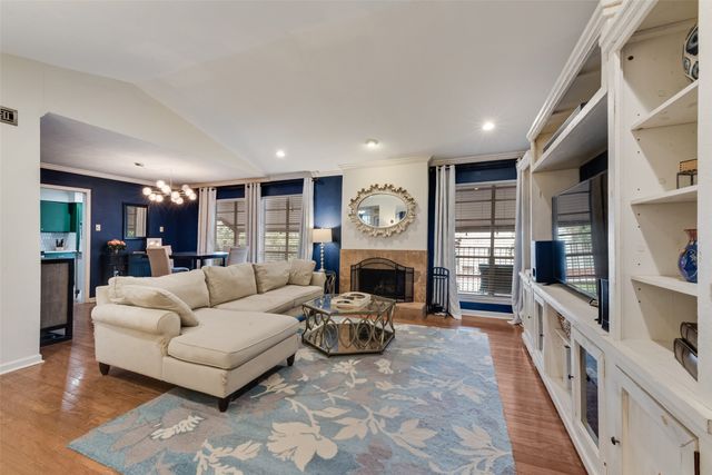 10588 High Hollows Drive 281, Dallas, TX 75230