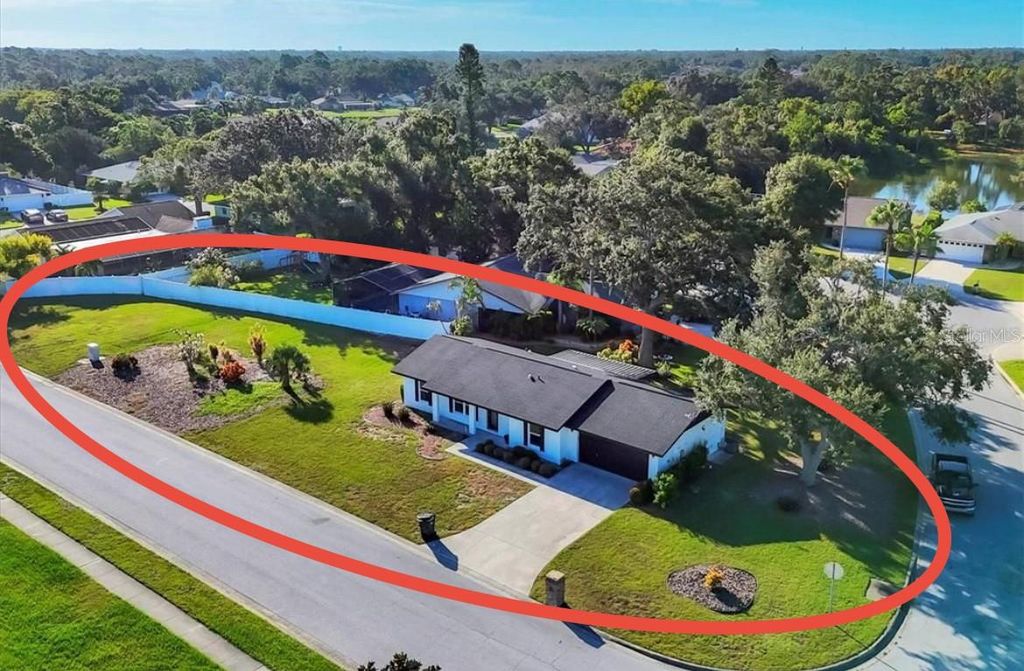 7953 CYPRESS LAKE DRIVE, Sarasota, FL 34243