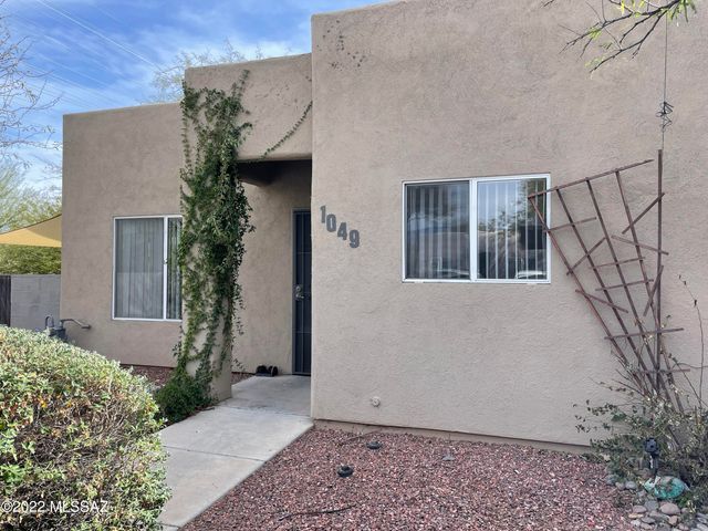 1049 N Pressyc Place, Tucson, AZ 85710