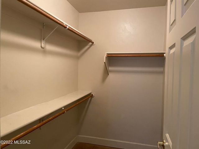 1049 N Pressyc Place, Tucson, AZ 85710