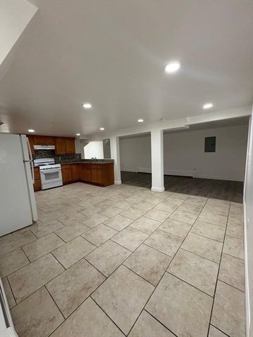34 Franklin Ave 11, Revere, MA 02151