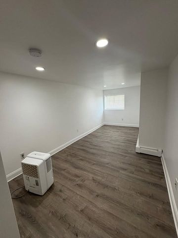 34 Franklin Ave 11, Revere, MA 02151