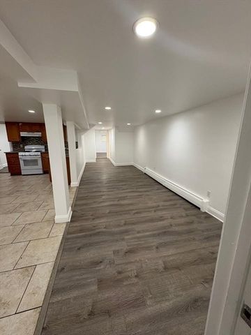 34 Franklin Ave 11, Revere, MA 02151