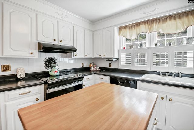 16 Cedar Drive, Lugoff, SC 29078