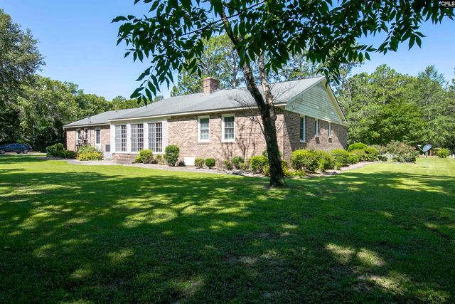 16 Cedar Drive, Lugoff, SC 29078