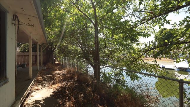 341 Lake Street, Clearlake Oaks, CA 95423