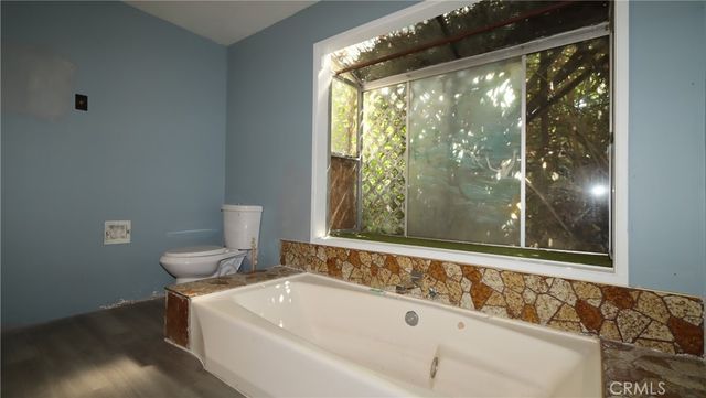 341 Lake Street, Clearlake Oaks, CA 95423