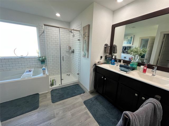 827 Teal Moon Drive, Rosharon, TX 77583
