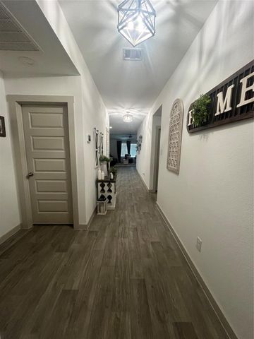827 Teal Moon Drive, Rosharon, TX 77583