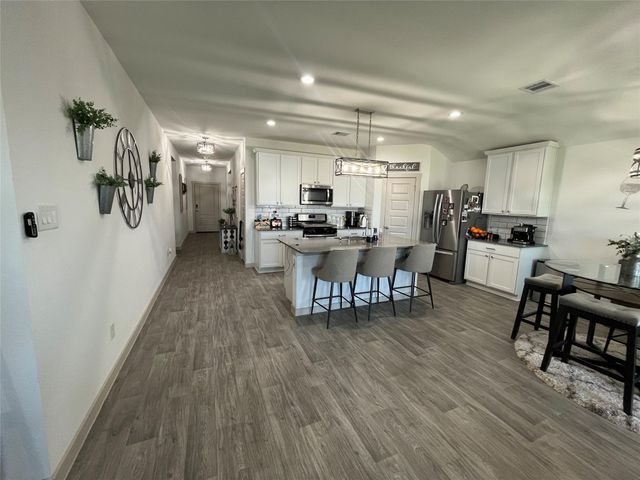 827 Teal Moon Drive, Rosharon, TX 77583