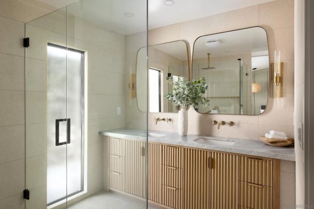 1502 Vanessa Cir, Encinitas, CA 92024