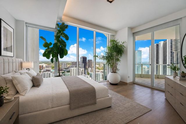 2020 N Bayshore Dr 3902, Miami, FL 33137