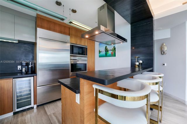 2020 N Bayshore Dr 3902, Miami, FL 33137