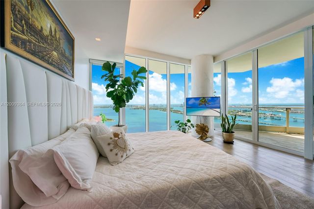 2020 N Bayshore Dr 3902, Miami, FL 33137