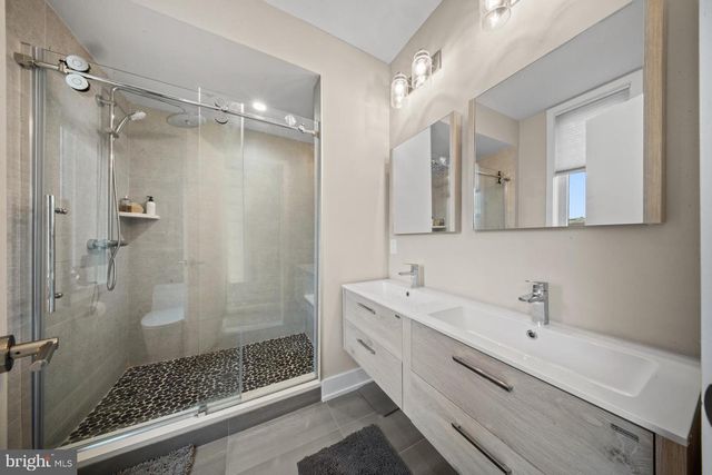 1742 N HOPE ST, Philadelphia, PA 19122